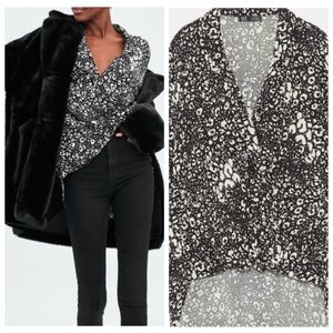Zara Blouse Womens Size XS Faux wrap High low‎ Hem leopard print V Neck Top New